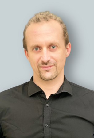 simge-celik simge-celik